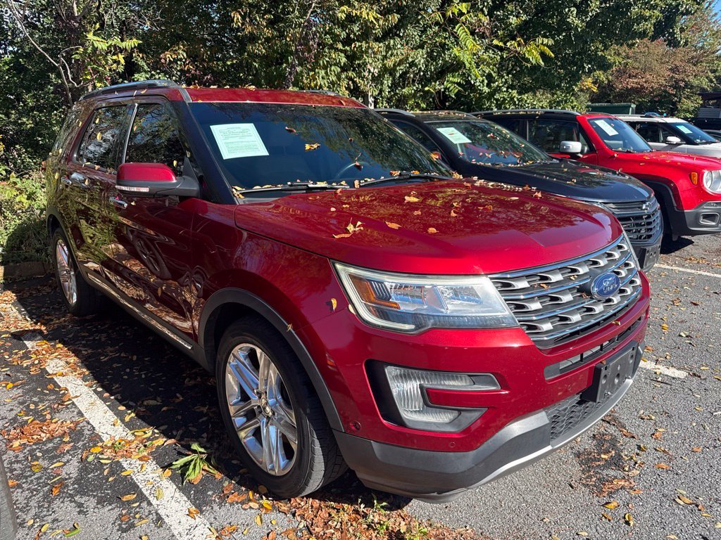 Used 2017 Red Ford Limited image 1