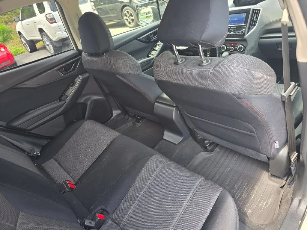 Used 2021 White Subaru Base image 26