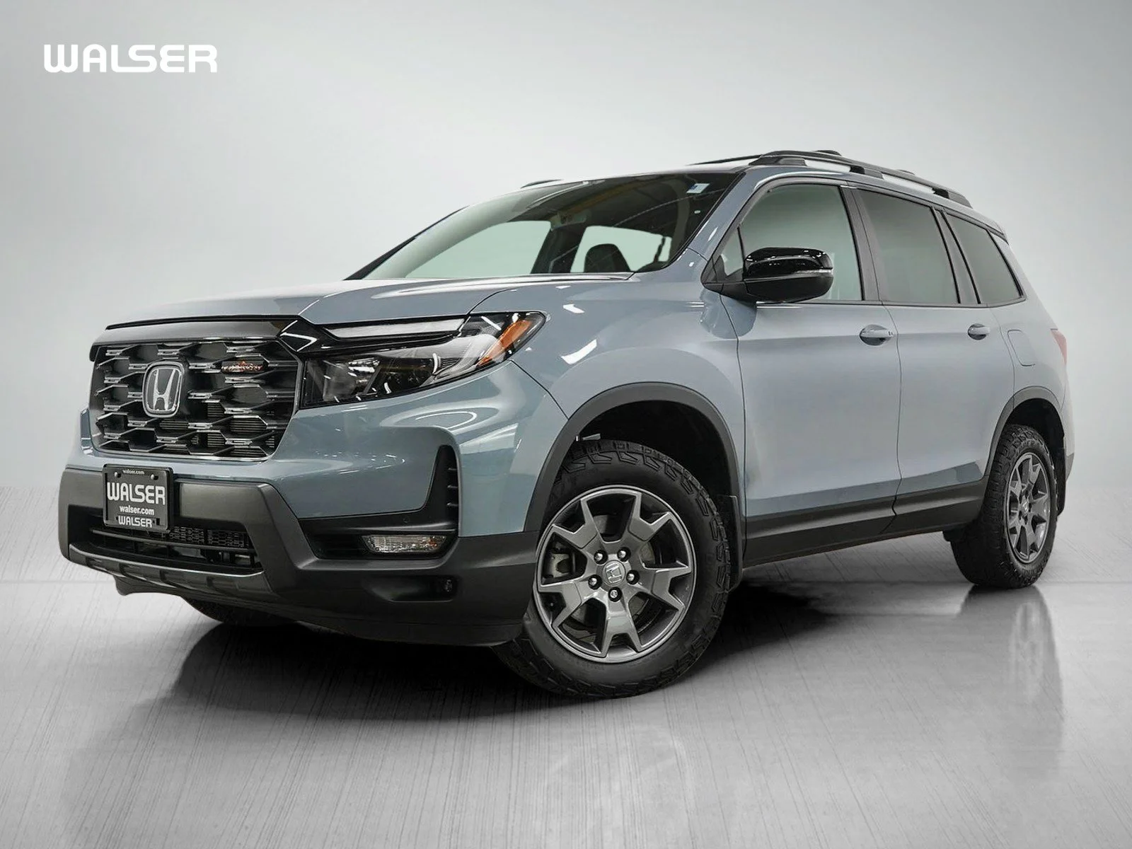 Used 2024 Sonic Gray Honda TrailSport AWD image 1