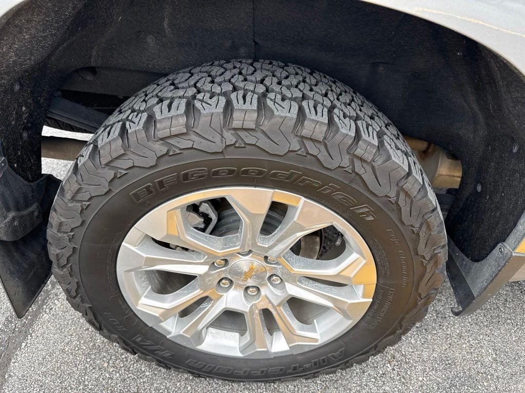 Used 2024 Gray Chevrolet LTZ image 11