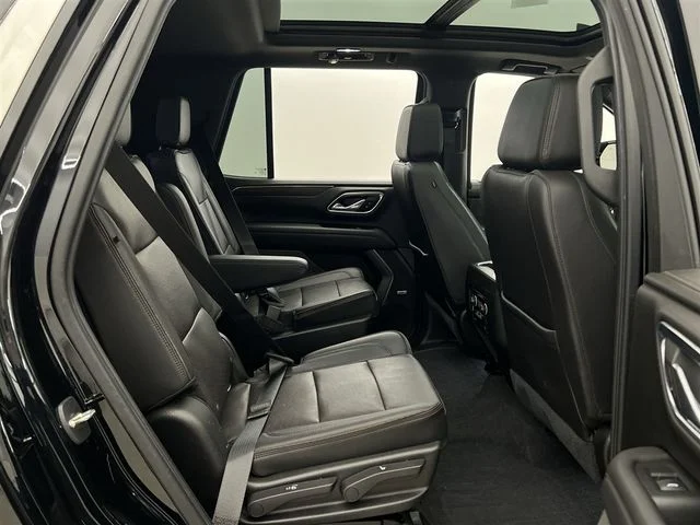 Used 2021 Black Chevrolet High Country image 17