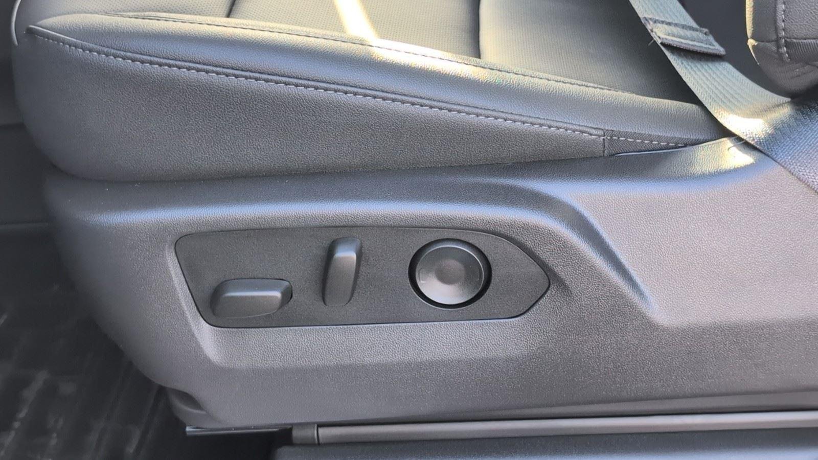 2026 Chevrolet Silverado 2500 HD LTZ - Photo 18