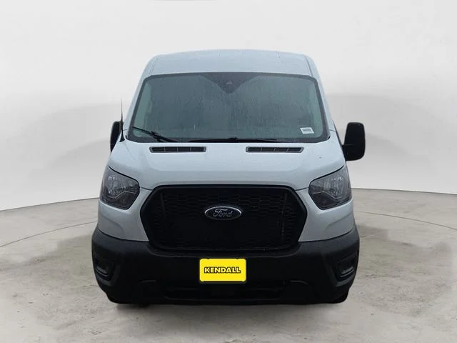 Used 2025 Oxford White Ford Base image 2