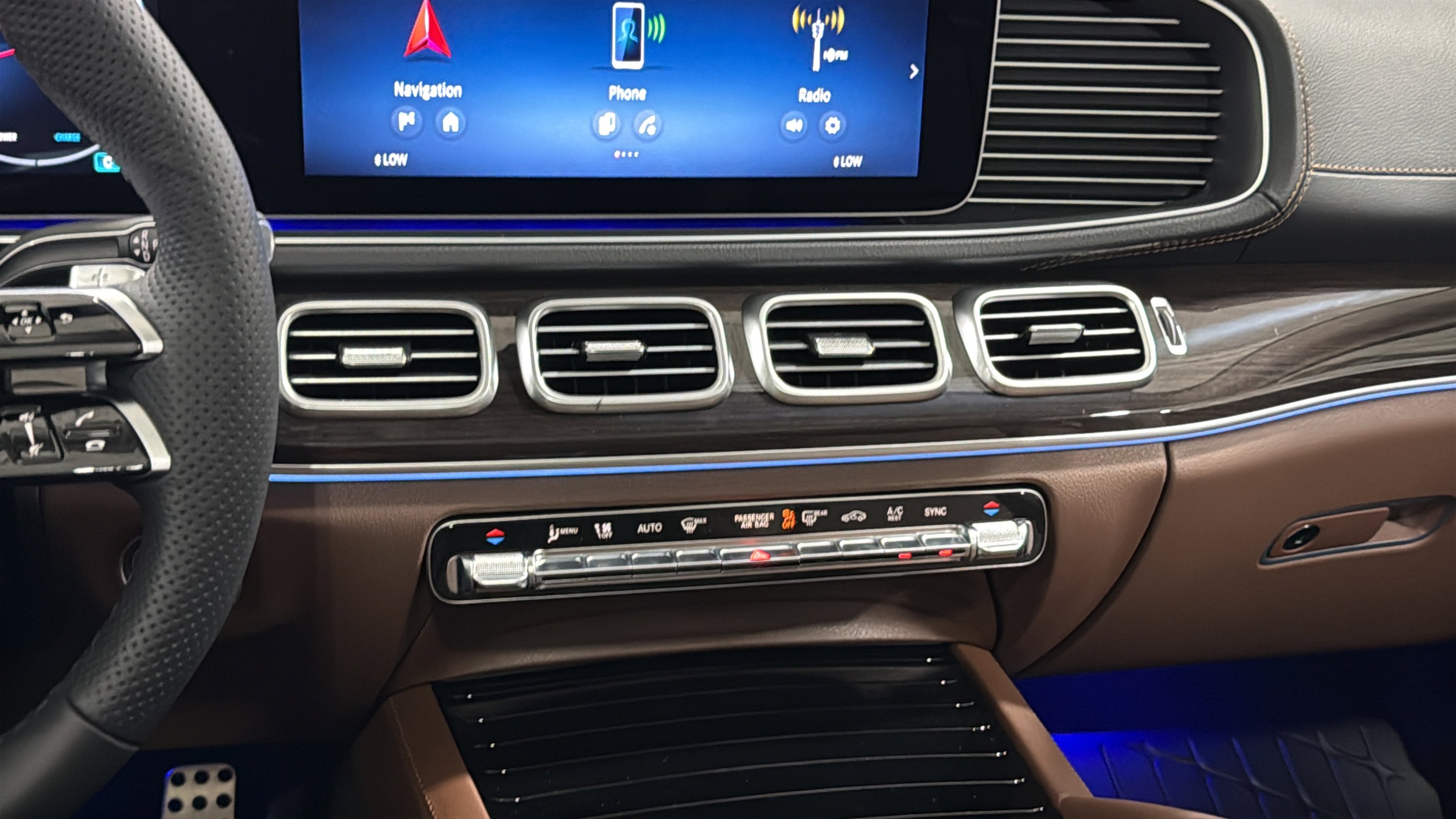 New 2026 Selenite Grey Metallic Mercedes-Benz GLS 450 image 37