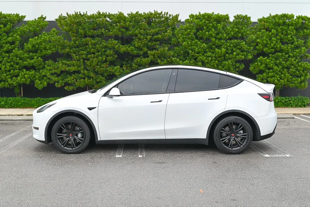 Used 2020  Tesla Long Range image 7