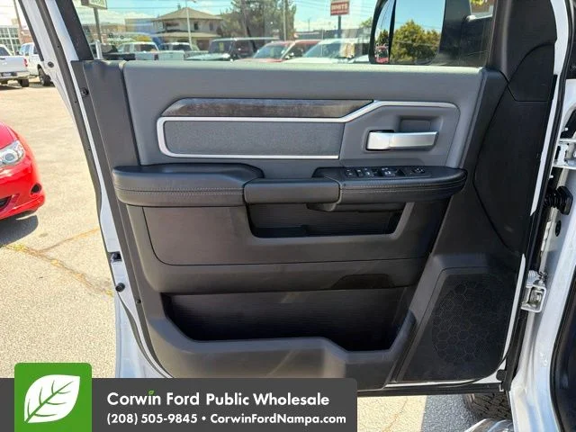 Used 2019 White Ram Big Horn image 14