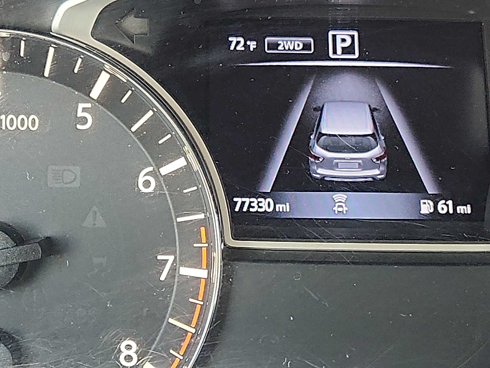 Used 2019 White Nissan S image 23