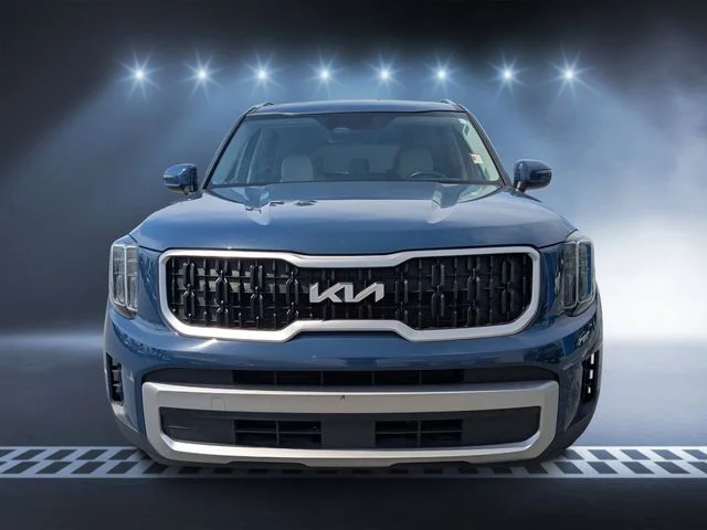 Used 2023 Midnight Kia EX image 8