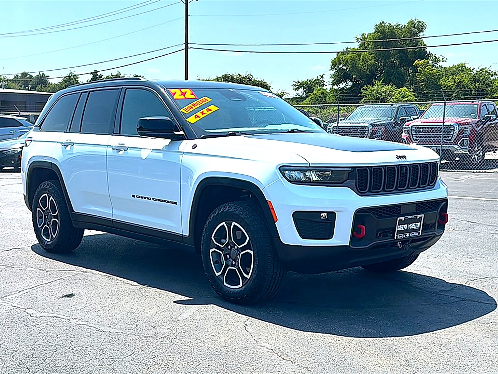 Used 2022 Bright White Clearcoat Jeep Trailhawk 4x4 image 10