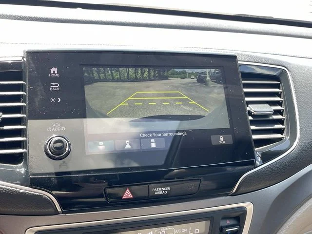 Used 2019  Honda EX-L image 29