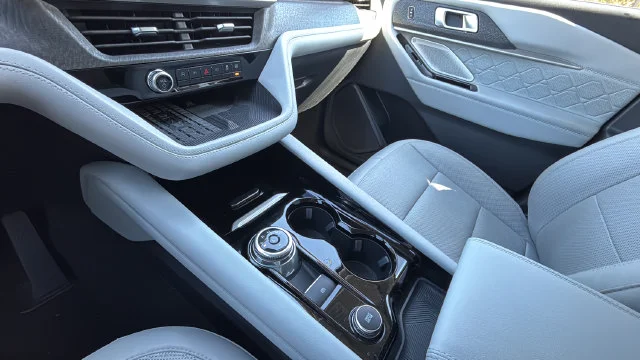 Used 2025 Red Ford Platinum image 14