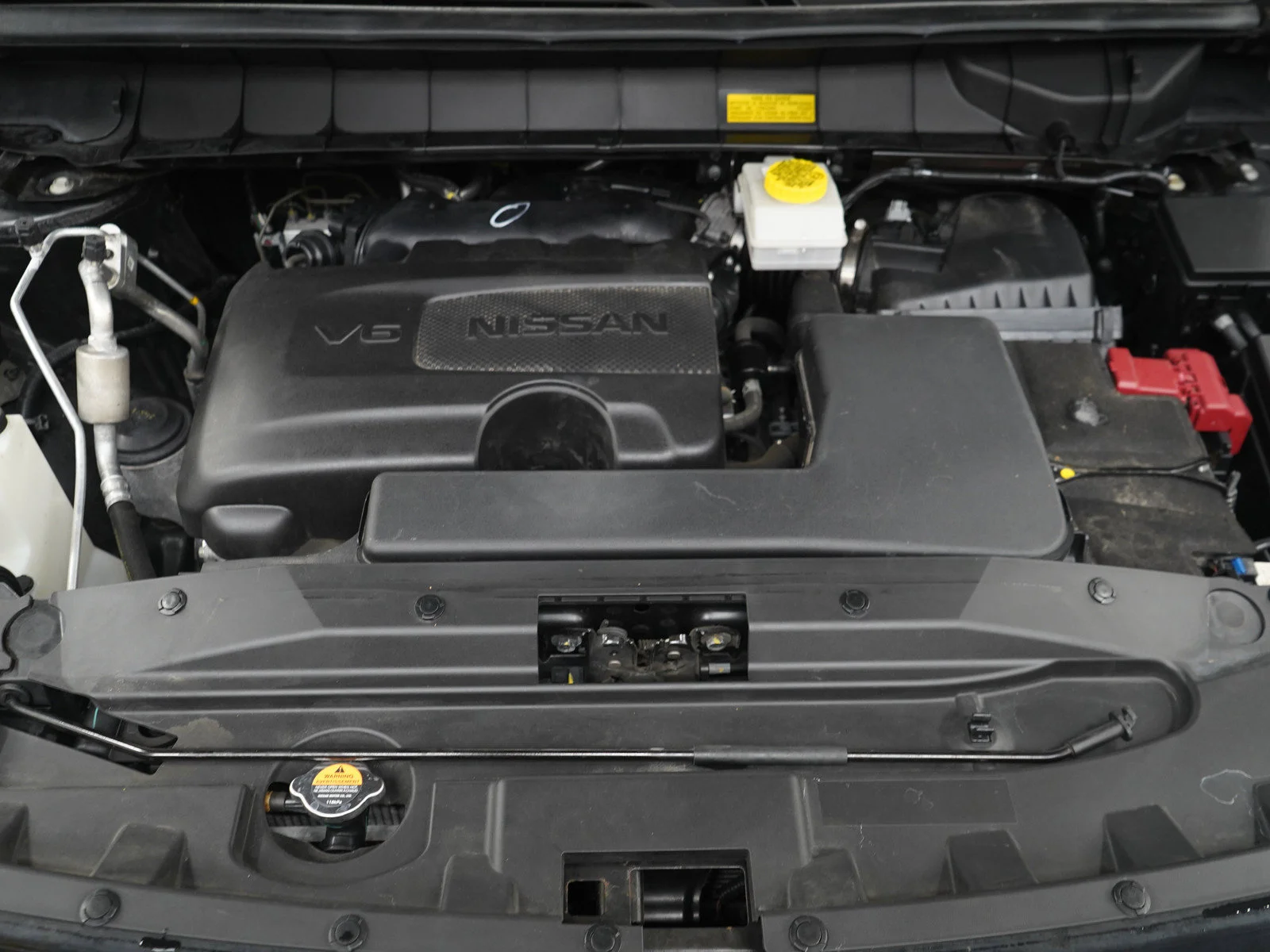Used 2024 Green Nissan Platinum image 36