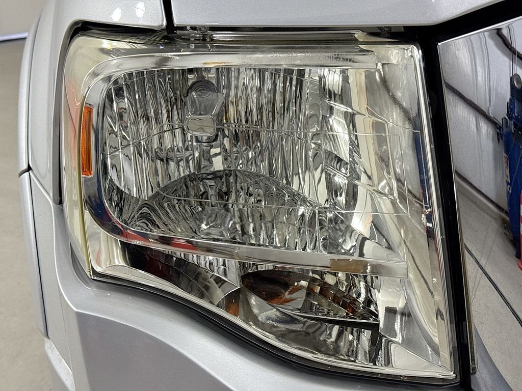 Used 2013 Ingot Silver Ford XLT image 35