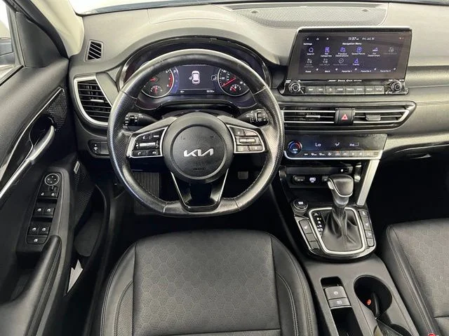 Used 2023 Blue Kia SX image 27