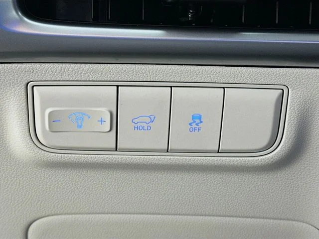 New 2026 White Hyundai SEL image 19
