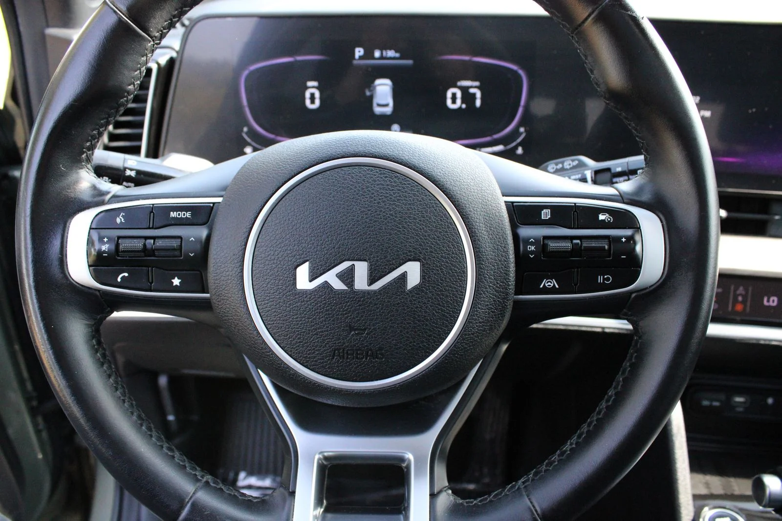 Used 2023 Green Kia X-Line image 19