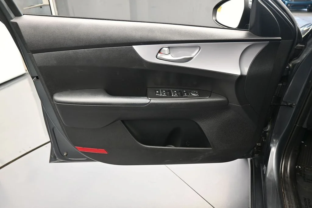Used 2024 Gravity Gray Kia LXS image 13