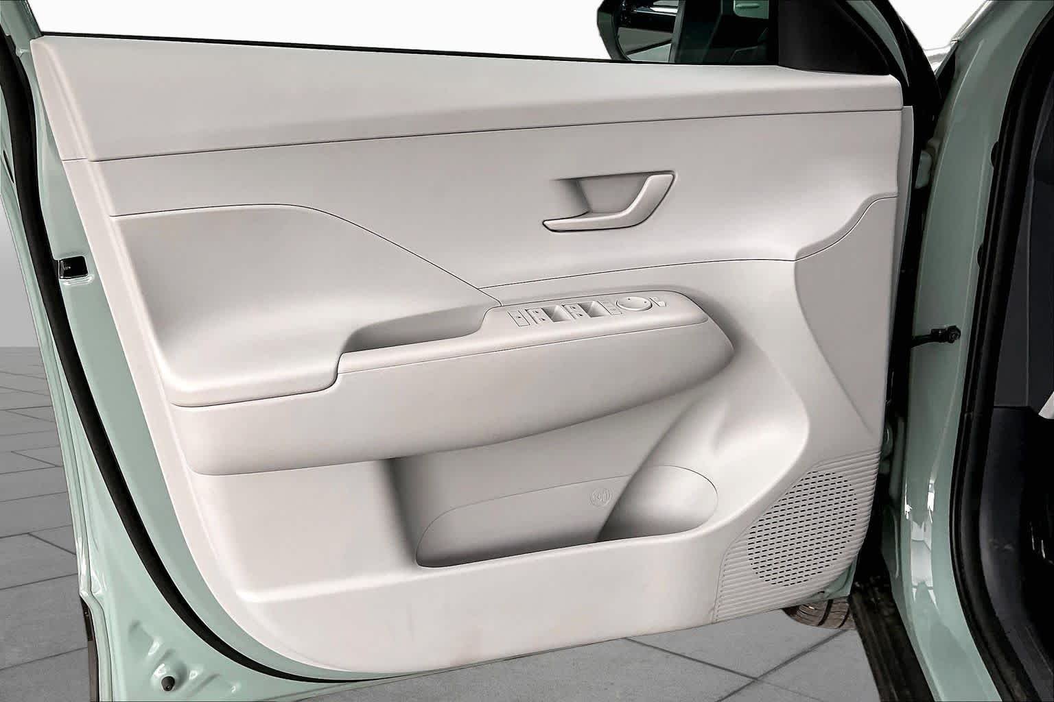 Used 2025 Mirage Green Hyundai SEL image 22