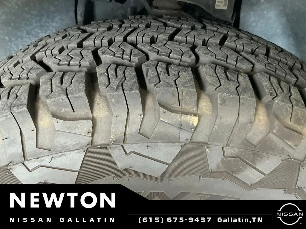 Used 2022 White Nissan S image 6