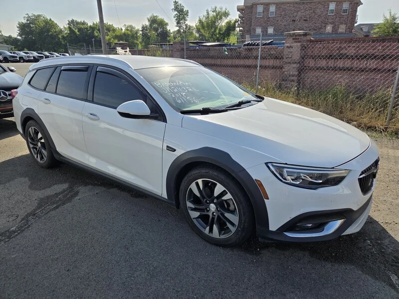 Used 2018 Summit White BUICK PREFERRED image 10