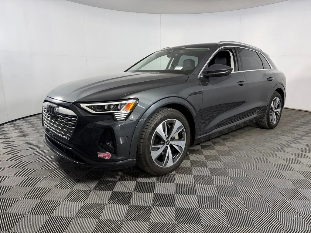 Used 2024 Gray Audi Premium Plus image 10