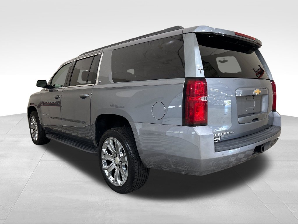 Used 2019 Gray Chevrolet LT image 3
