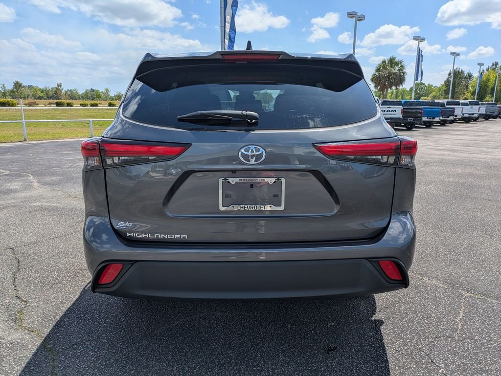 Used 2023 Gray Toyota L image 6