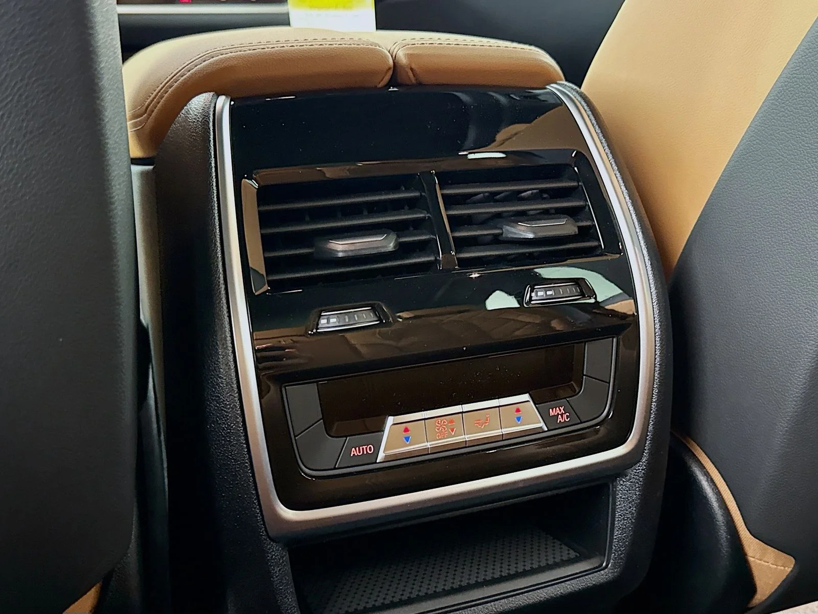 New 2026 Blue Ridge Mountain Metallic BMW xDrive40i image 27