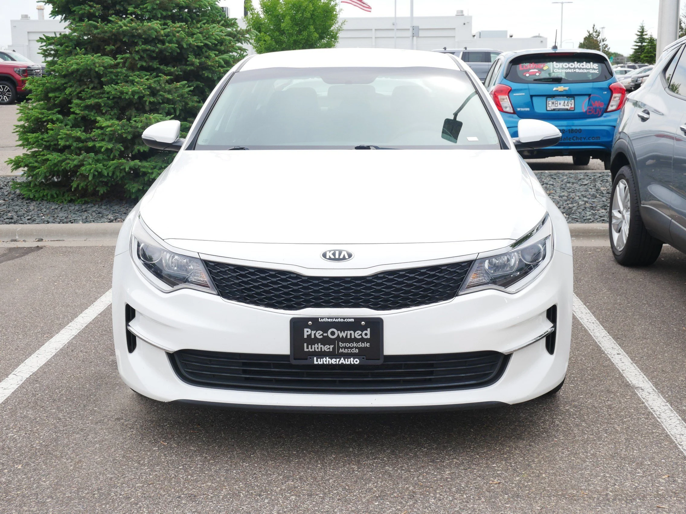 Used 2018 Kia Optima LX with VIN 5XXGT4L35JG182698 for sale in Brooklyn Center, Minnesota