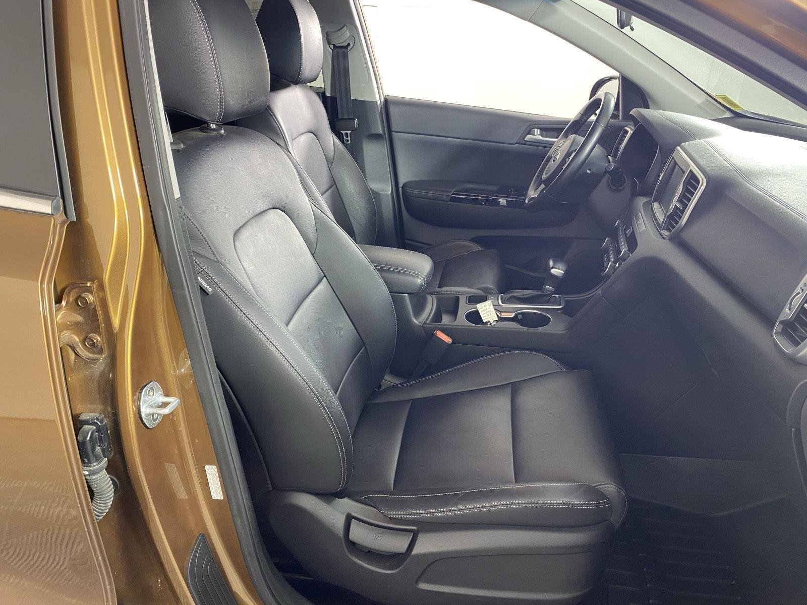 Used 2018 Burnished Copper Kia EX image 15