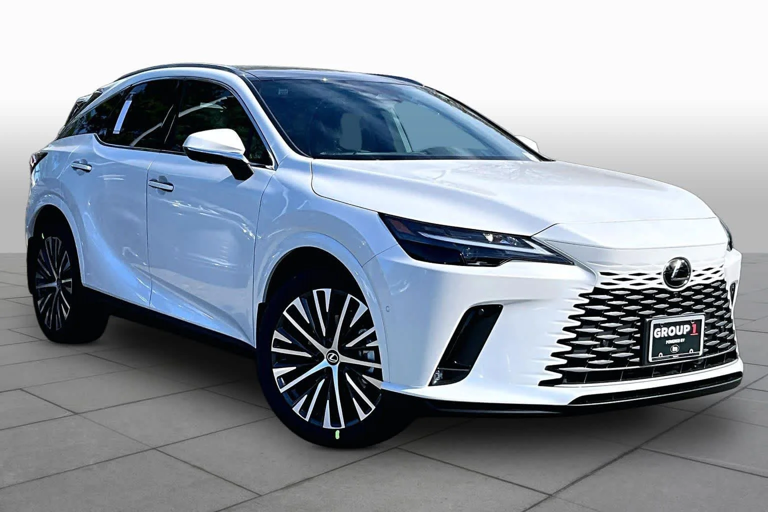 New 2026 Eminent White Pearl Lexus PREMIUM PLUS image 2