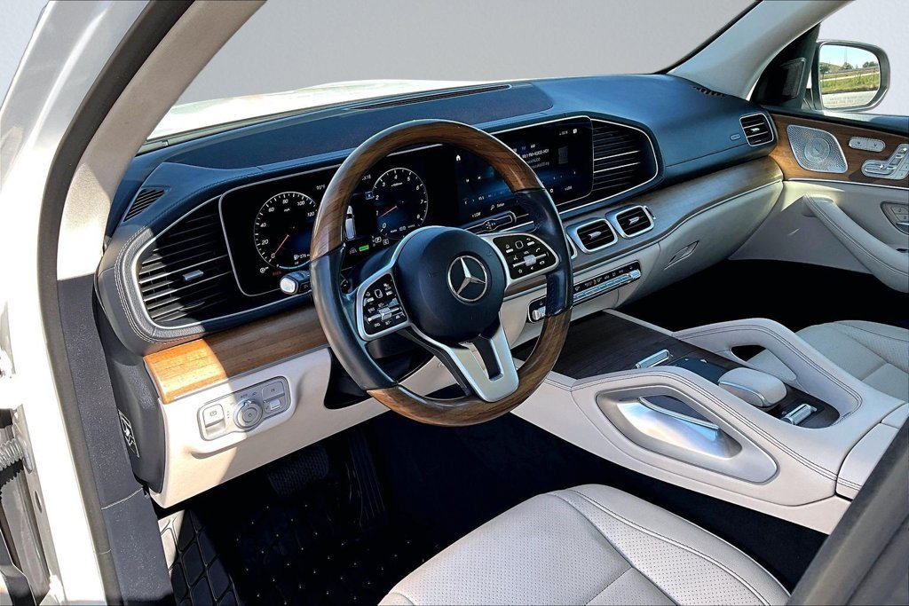 Used 2022 White Mercedes-Benz GLS 450 image 11