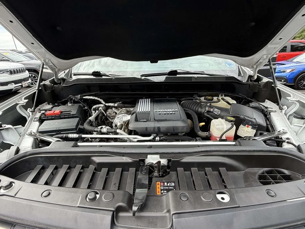 Used 2020 Beige Chevrolet High Country image 12