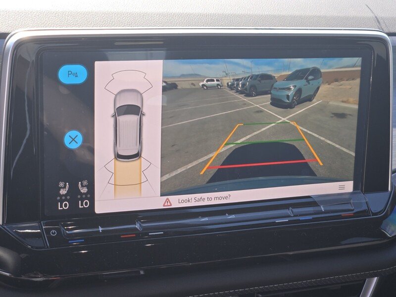 2025 Volkswagen Atlas Cross Sport SE w/Tech - Photo 12