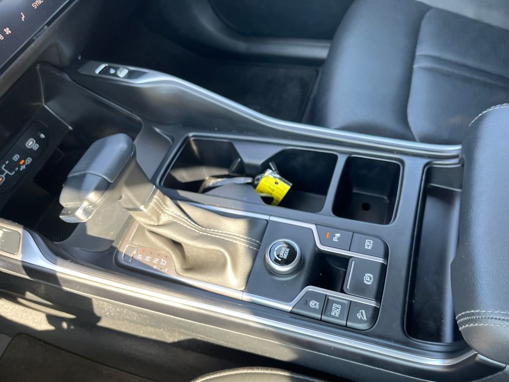 Used 2025 Metal Kia S image 20