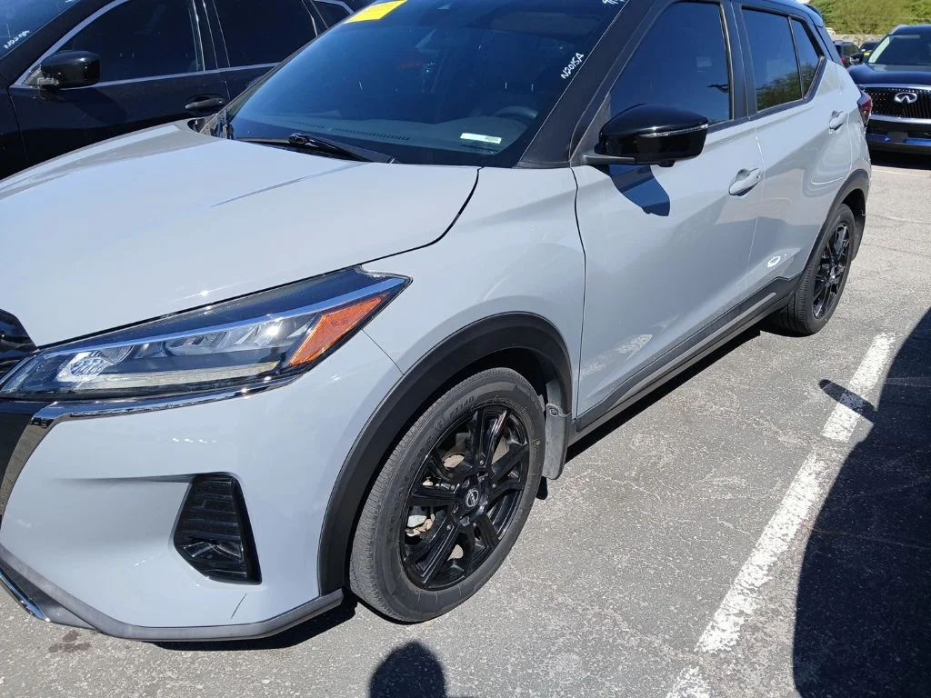 Certified Used 2023 Gray Nissan SR image 1
