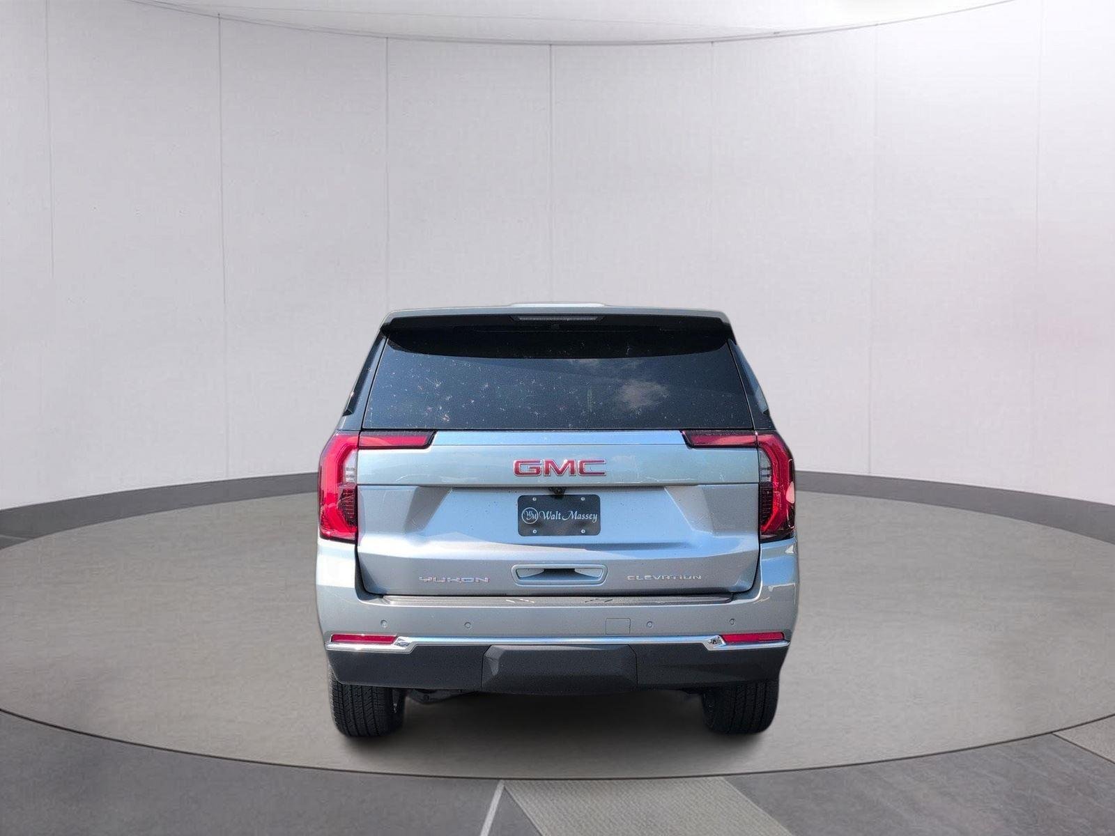 New 2026 Sterling Metallic GMC Elevation image 4