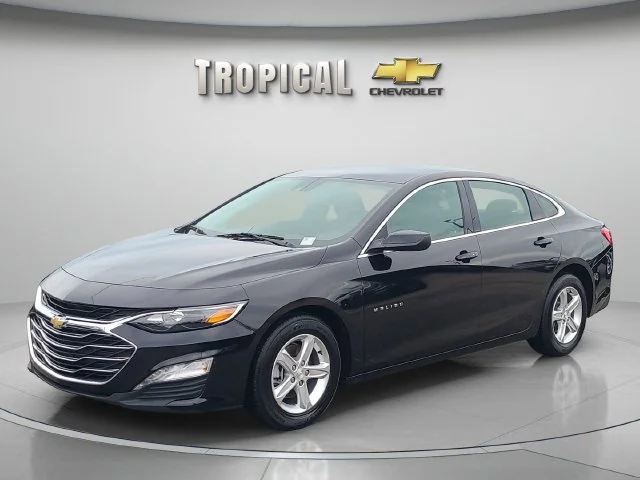 Used 2024 Mosaic Black Metallic Chevrolet 1LT image 1