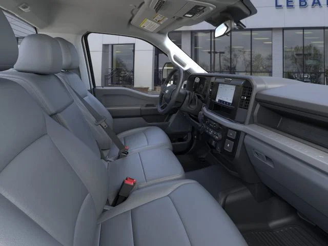 2025 Ford F-550 Super Duty Chassis Cab XL - Photo 11