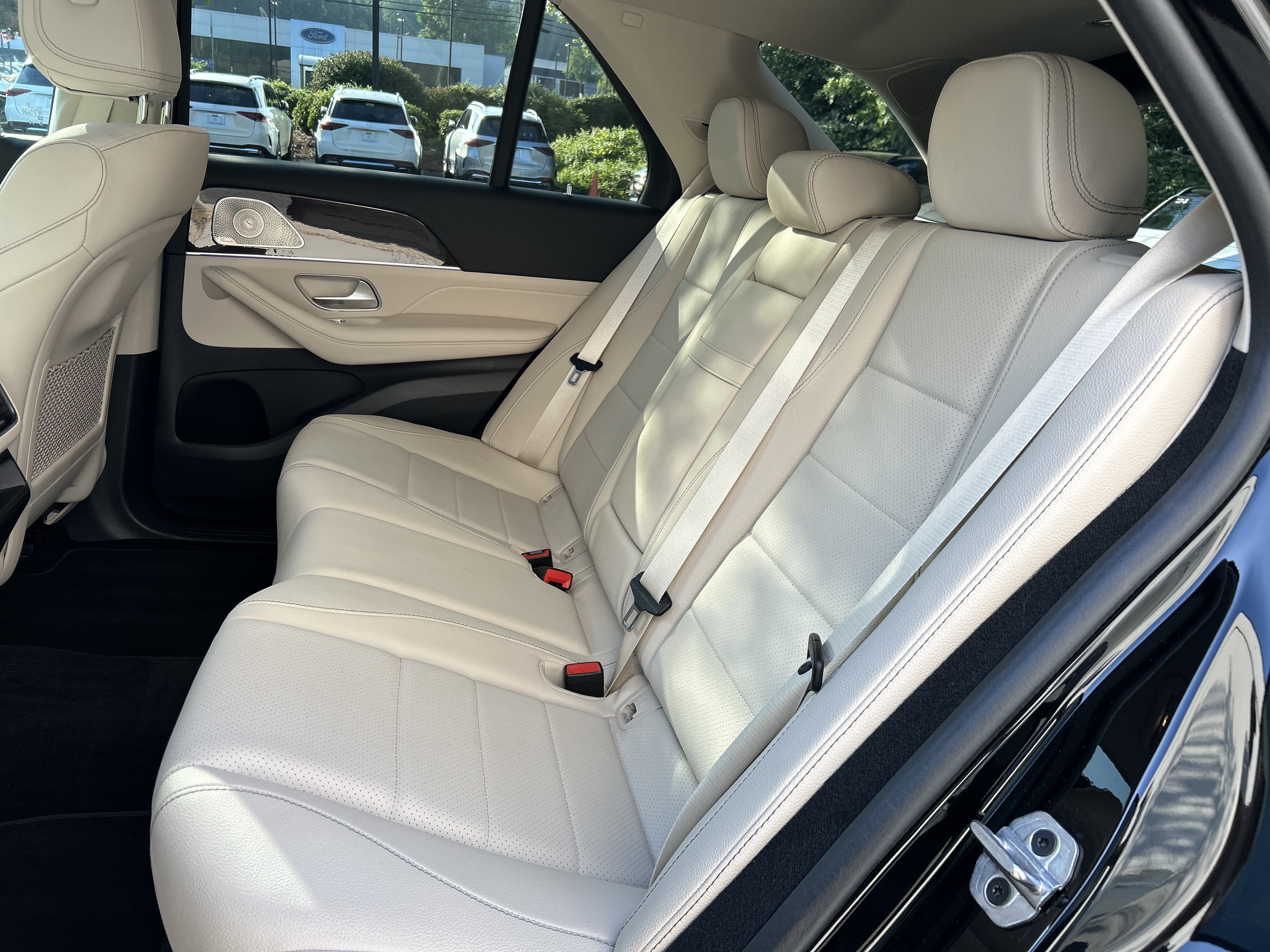 Certified Used 2025 Black Mercedes-Benz GLE 350 SUV image 40