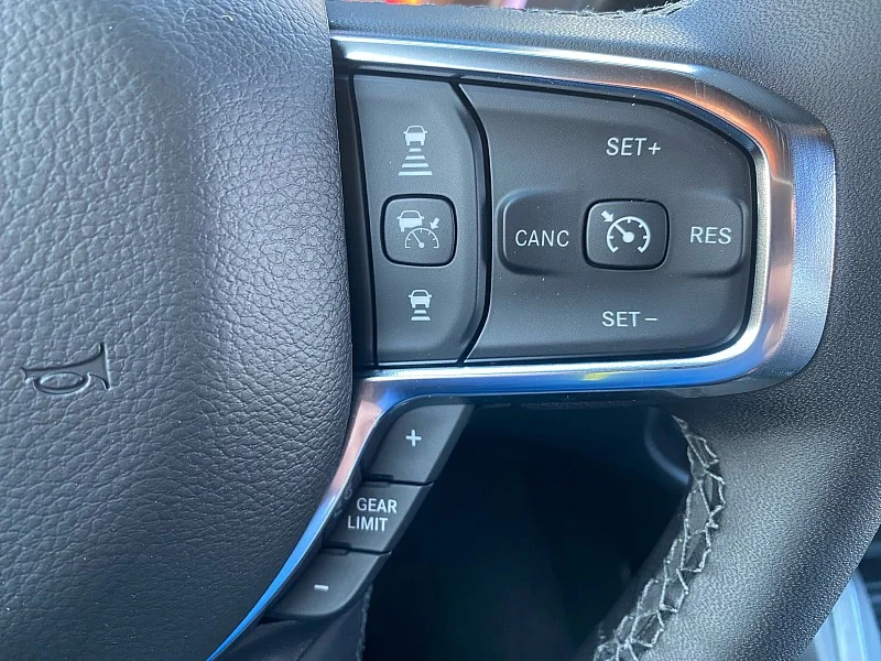 2026 RAM 1500 Laramie - Photo 15