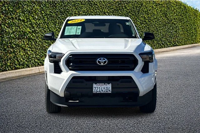 Used 2024 White Toyota SR image 9