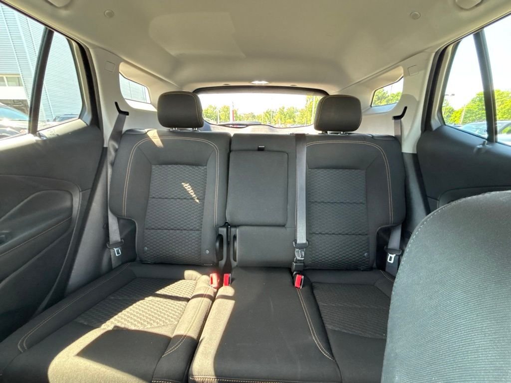 Used 2020 Blue GMC SLE image 33