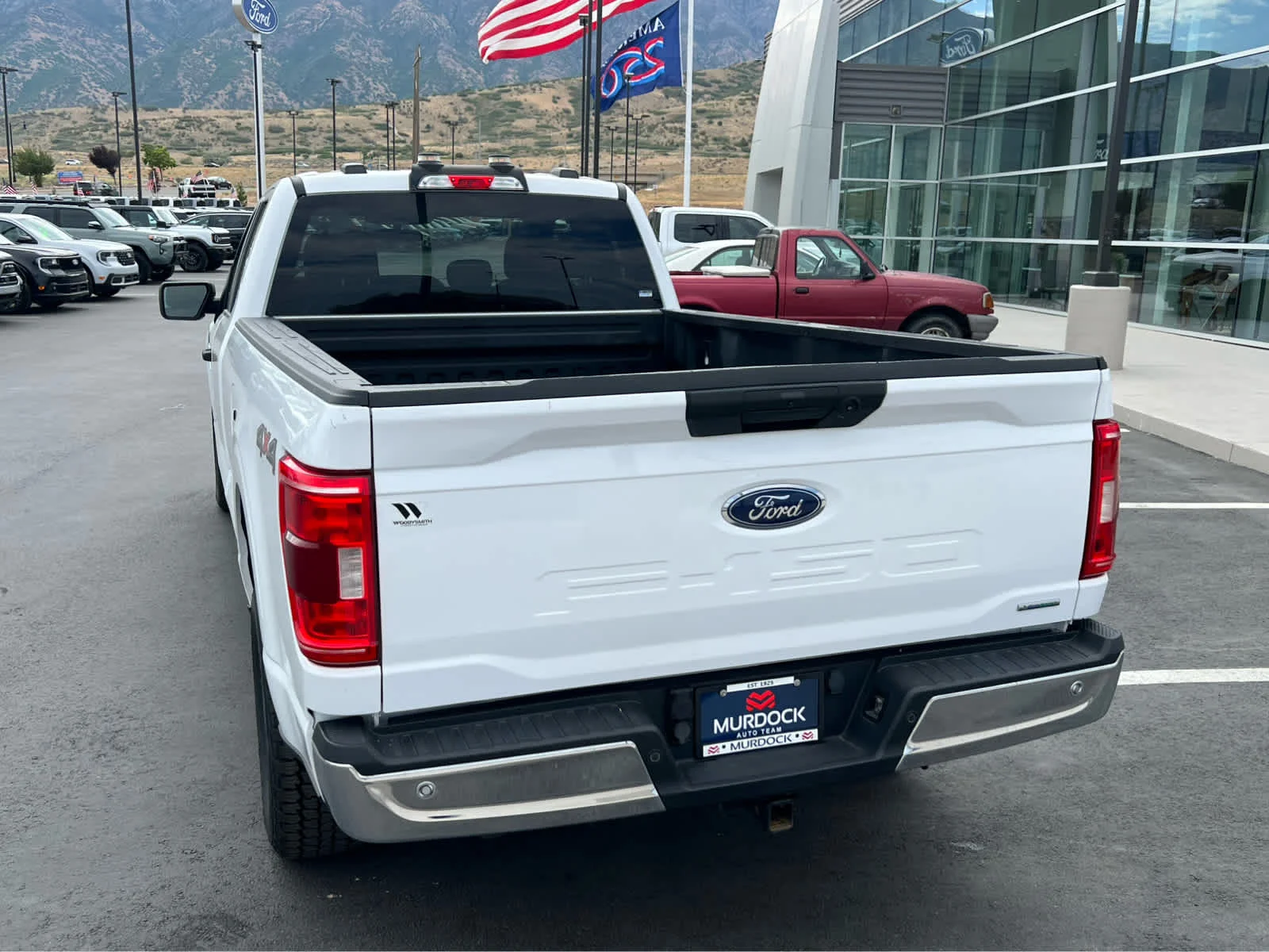 Certified Used 2022 Oxford White Clearcoat Ford XLT image 10