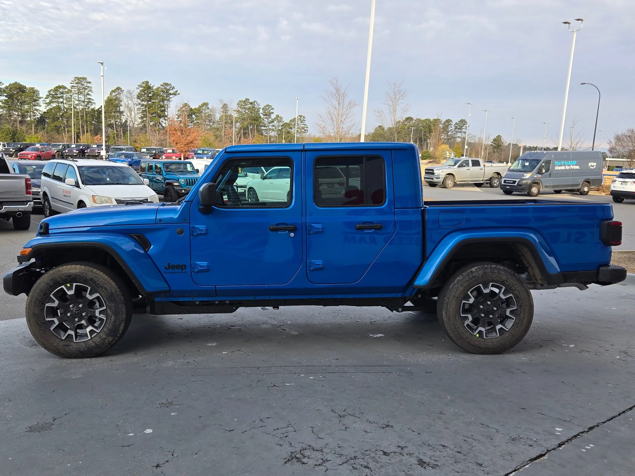 New 2026 Hydro Blue Pearlcoat Jeep Sahara image 4