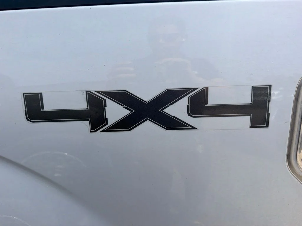Used 2013 White Ford XL image 9