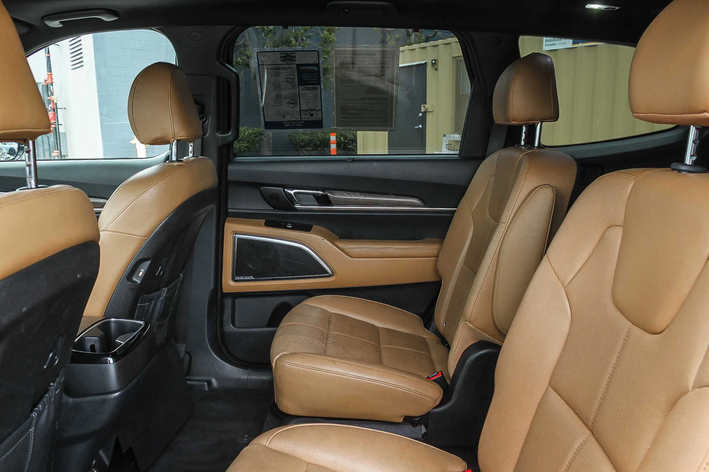 Used 2020 Ebony Black Kia SX image 23