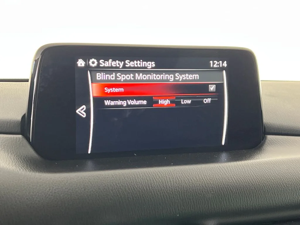 Used 2019 Silver Mazda Sport image 36