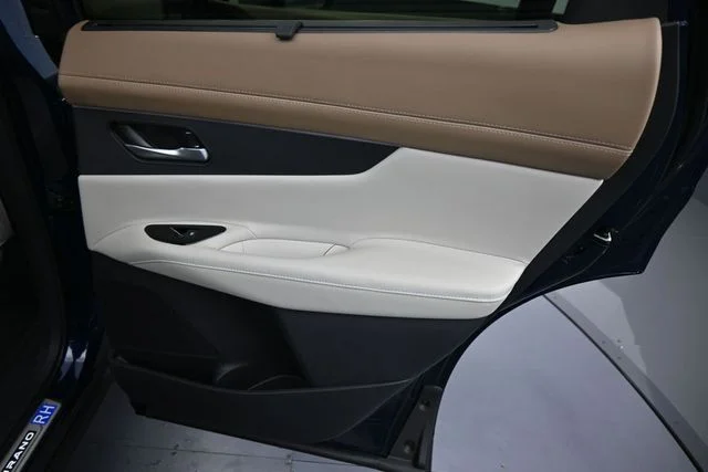 New 2026 Deep Ocean Blue Pearl Nissan Platinum image 12