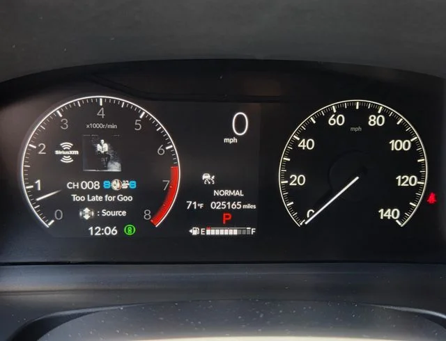 Used 2024  Honda TrailSport image 38